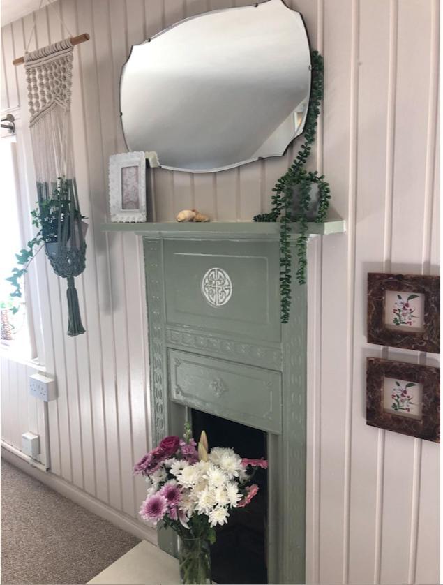 The Pink Cottage Upstairs Suite & Garden Summer Room Whitehead Экстерьер фото
