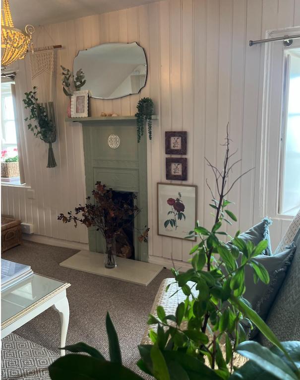 The Pink Cottage Upstairs Suite & Garden Summer Room Whitehead Экстерьер фото