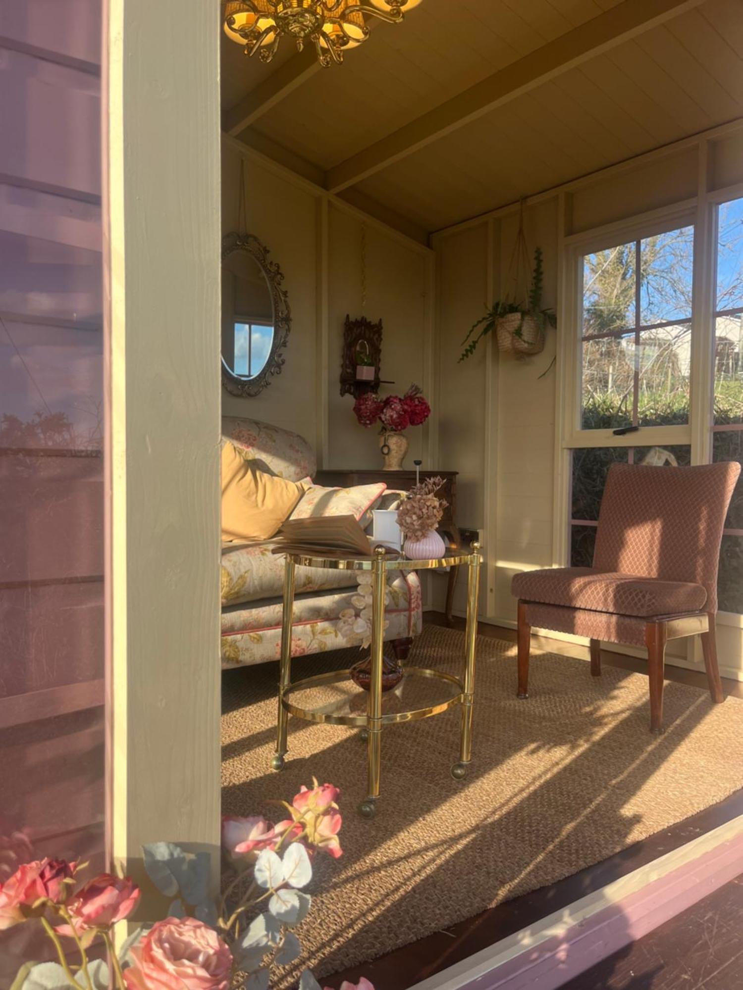 The Pink Cottage Upstairs Suite & Garden Summer Room Whitehead Экстерьер фото
